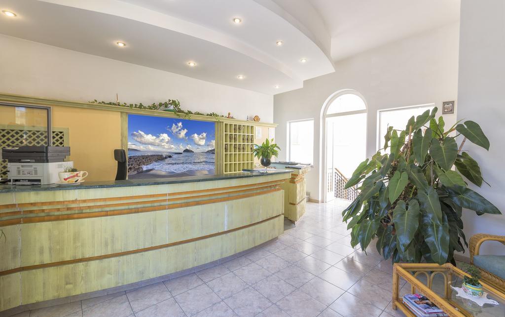 Vittoria Ischia
