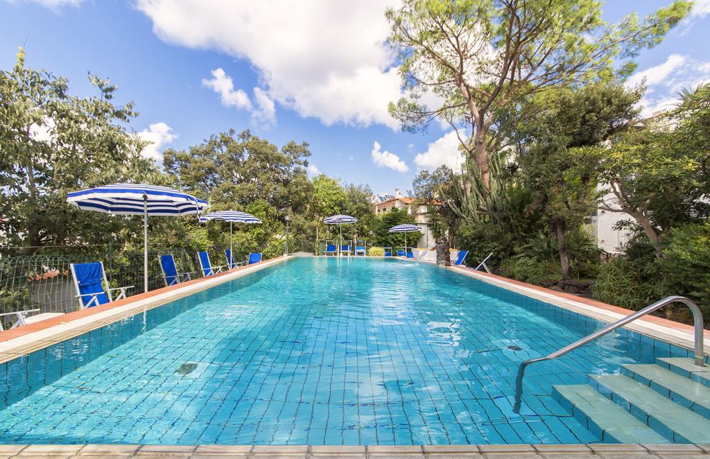 Hotel Vittoria 3*