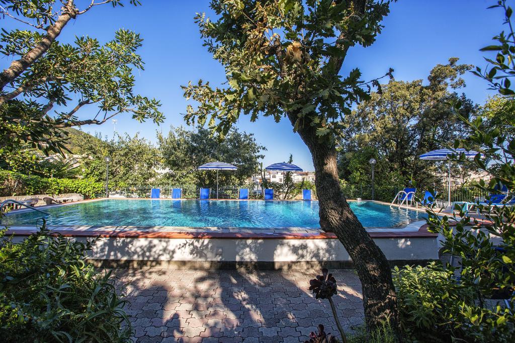 Vittoria Ischia