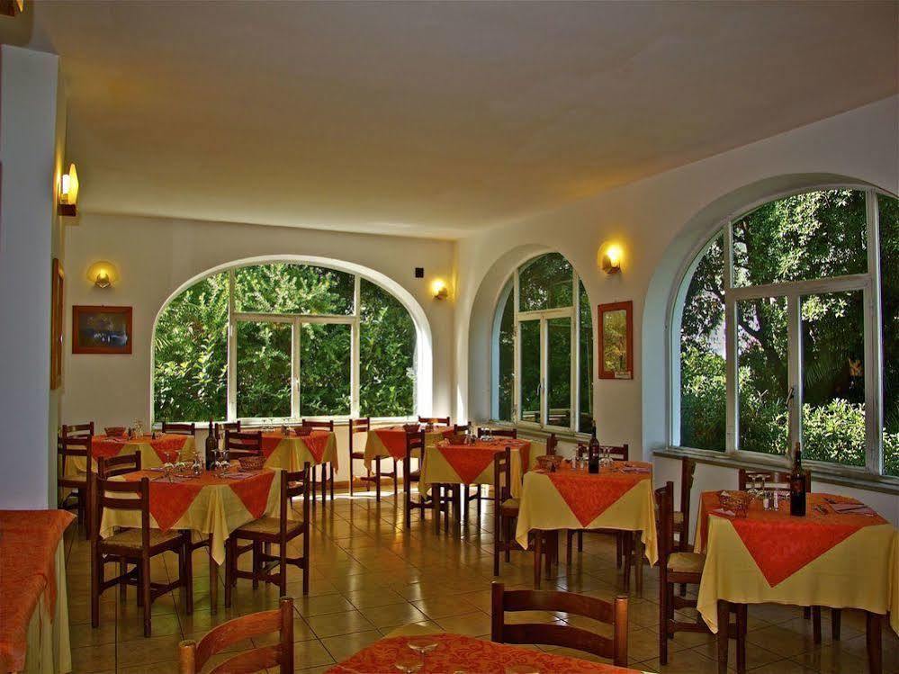 Vittoria Hotel Ischia