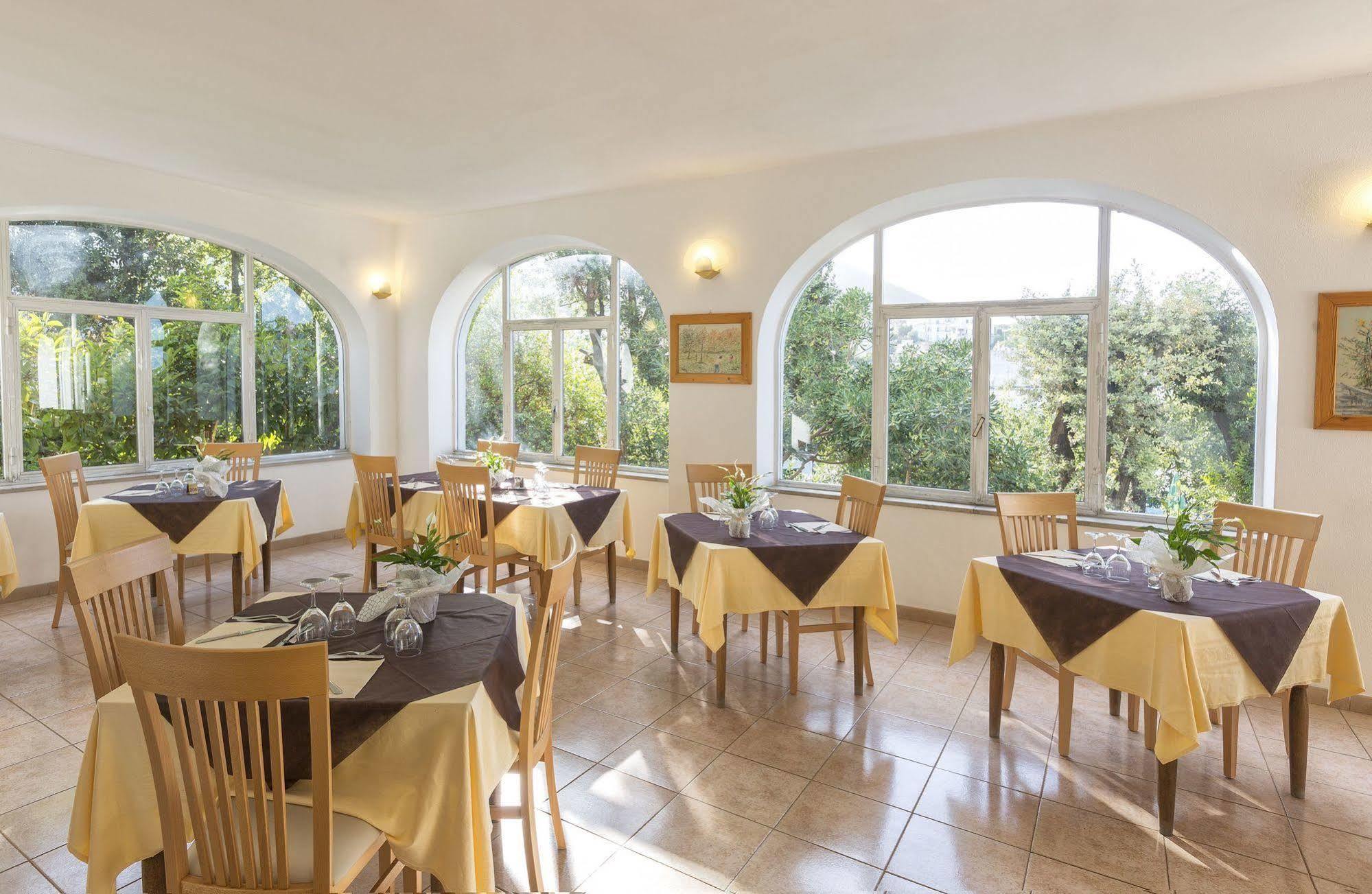 Vittoria Hotel